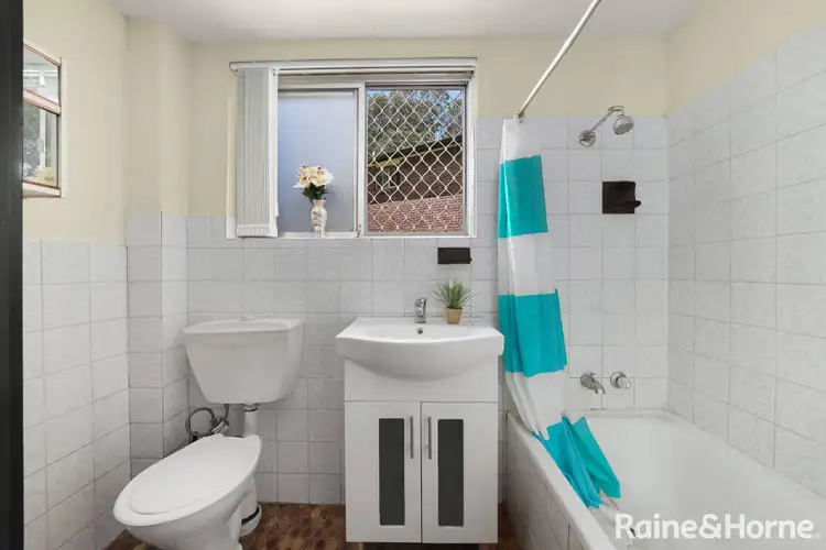 Sixth view of Homely unit listing, 19/16 Derby Street, Minto NSW 2566