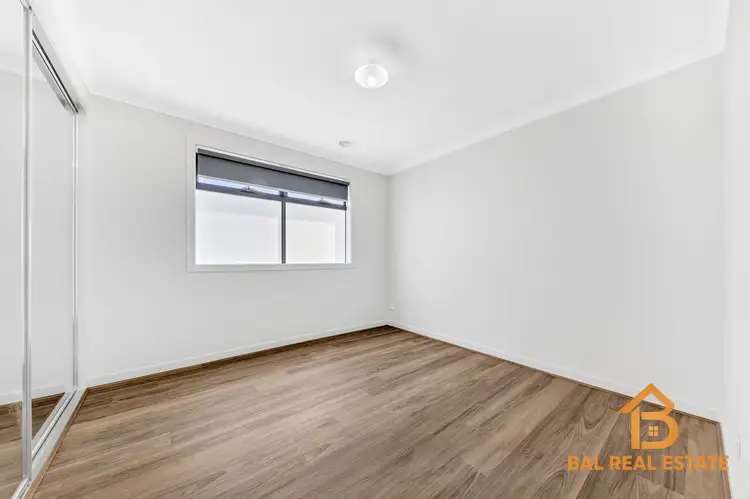 Fifth view of Homely house listing, 28 Jagged Circuit, Tarneit VIC 3029