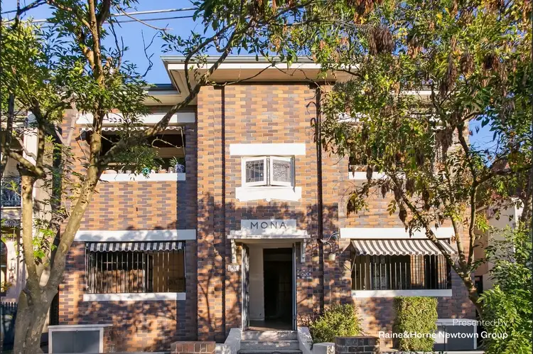 15A Searl Street