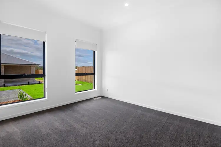 Third view of Homely house listing, 10 Cameo Court, Collingwood Park QLD 4301