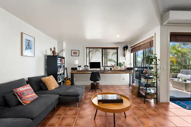 2/38-40 TWEED STREET, Coolangatta QLD 4225