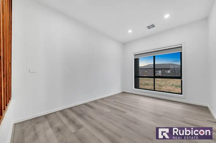Seventh view of Homely house listing, 12 Ardisia Way, Manor Lakes VIC 3024