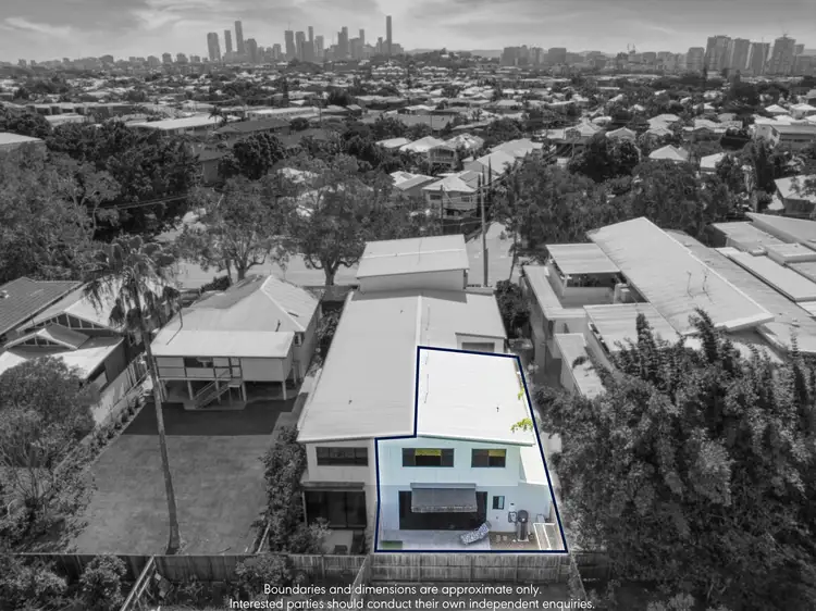 Main view of Homely townhouse listing, 5/333 Riding Road, Balmoral QLD 4171