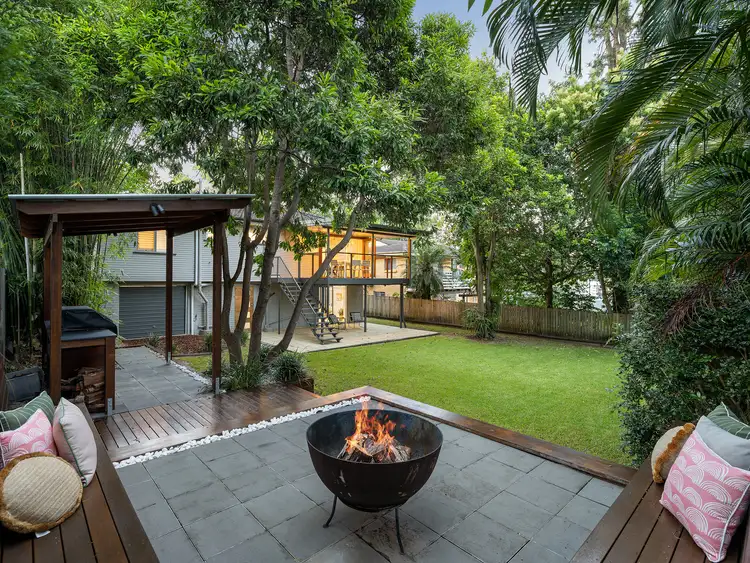 27 Carissa Street, Arana Hills QLD 4054