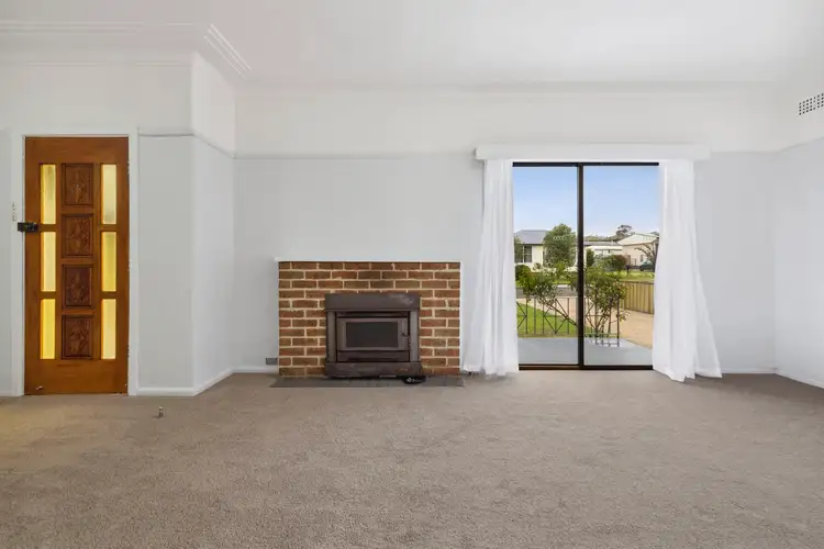 Fourth view of Homely house listing, 7 Darcy Crescent, Goulburn NSW 2580