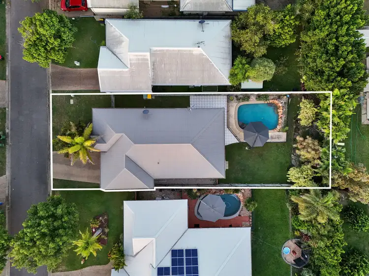 28 Warbler Crescent, Douglas QLD 4814