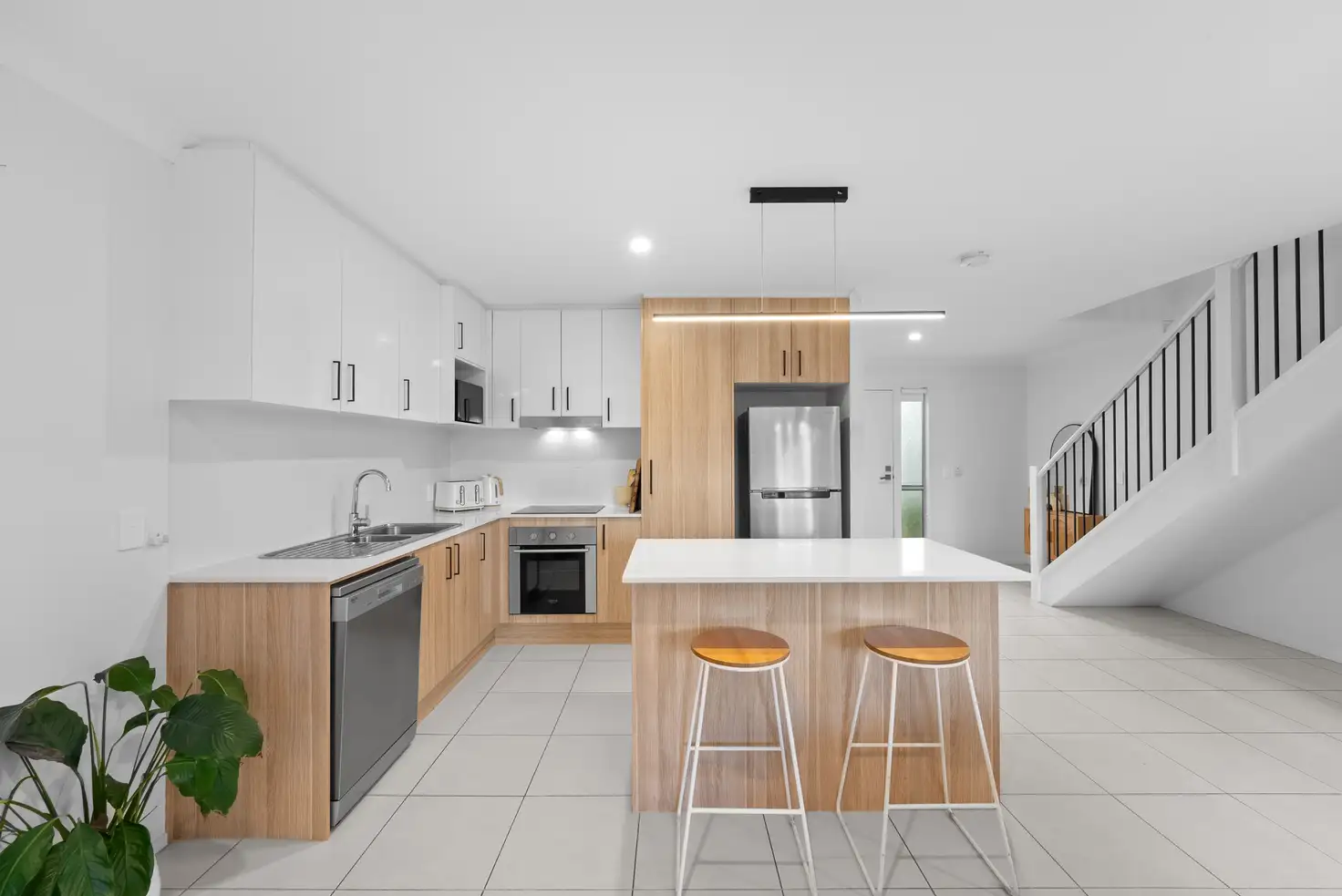 Main view of Homely townhouse listing, 9/16 Bottle Brush Circuit, Coomera QLD 4209