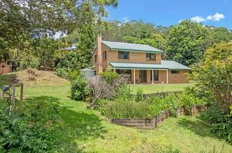 11 Cade Avenue, Tamborine Mountain QLD 4272