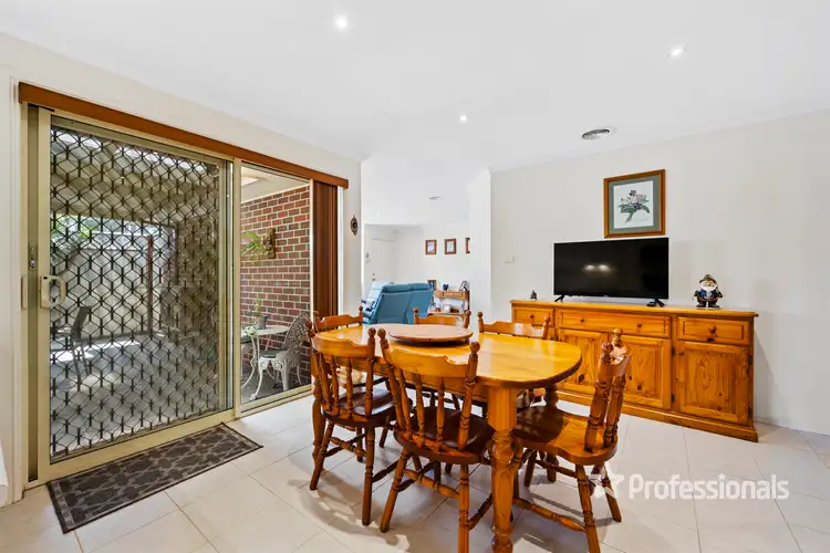 Fifth view of Homely unit listing, 2/174 Derrimut Road, Hoppers Crossing VIC 3029