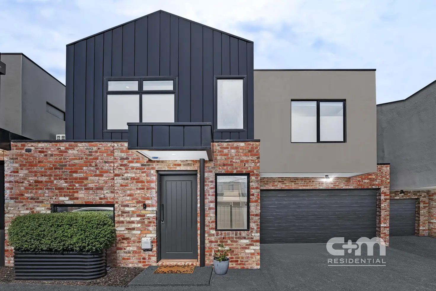 Main view of Homely townhouse listing, 2/40 Loongana Avenue, Glenroy VIC 3046