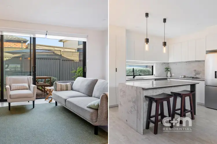 Second view of Homely townhouse listing, 2/40 Loongana Avenue, Glenroy VIC 3046