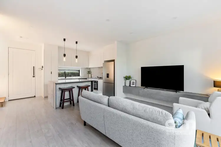 Sixth view of Homely townhouse listing, 2/40 Loongana Avenue, Glenroy VIC 3046
