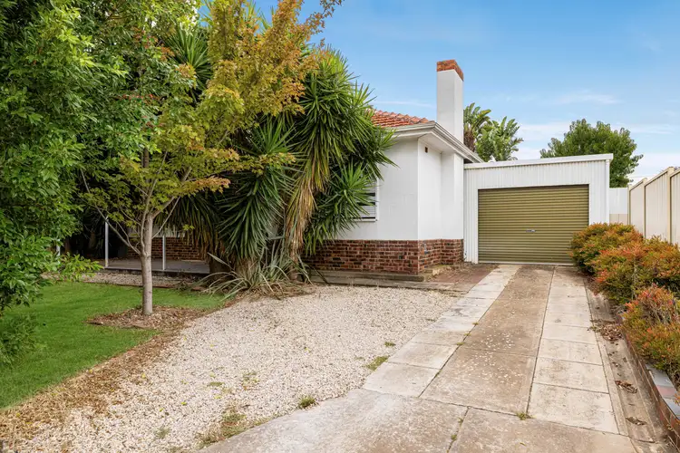 26 Radford Avenue, Clearview SA 5085