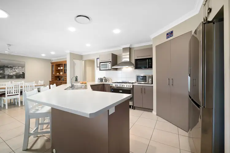 Fourth view of Homely house listing, 5 Kindlebark Close, Claremont Meadows NSW 2747