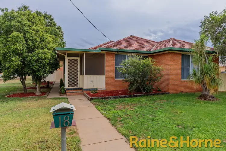 Main view of Homely house listing, 18 Second Avenue, Narromine NSW 2821