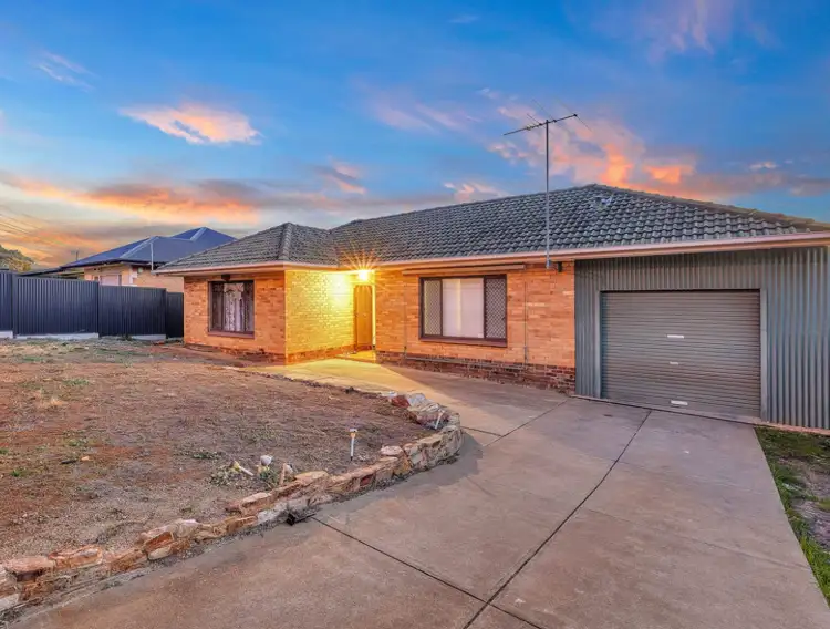 415 Nelson Road, Para Hills SA 5096