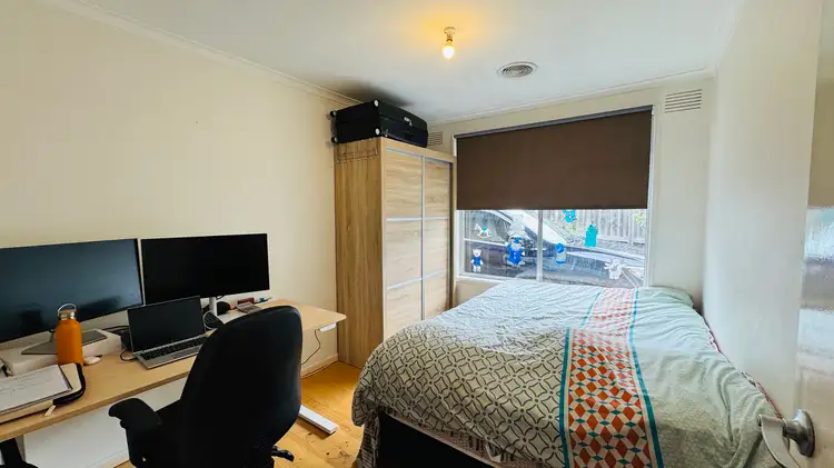 Fifth view of Homely house listing, 33 Chalcot Drive, Endeavour Hills VIC 3802