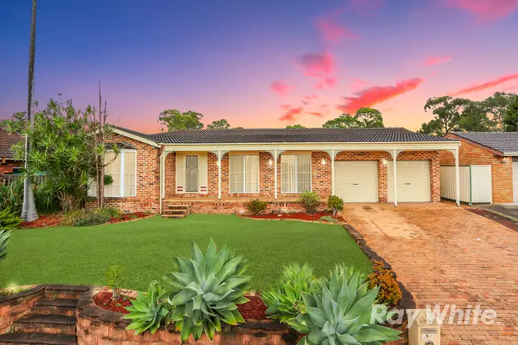 62 Coonawarra Drive, St Clair NSW 2759