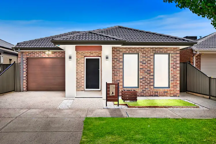 5 Finchley Way, Craigieburn VIC 3064