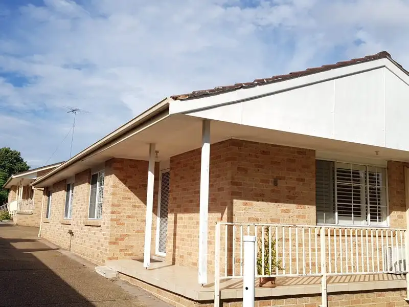 Main view of Homely villa listing, 8 Wiruna Crescent, Narwee NSW 2209