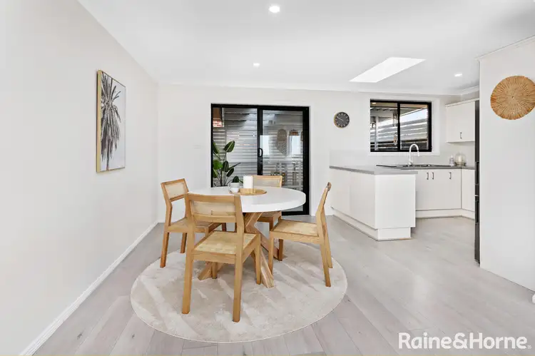 Fifth view of Homely house listing, 2/2 Yarle Crescent, Flinders NSW 2529