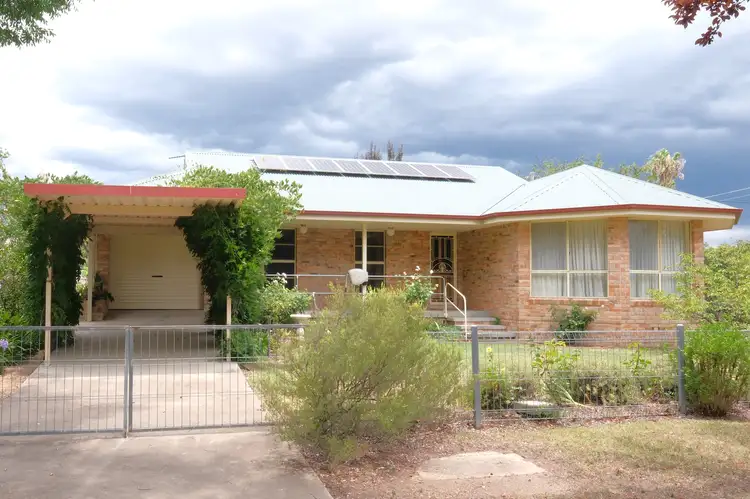 105 Henderson Street, Inverell NSW 2360