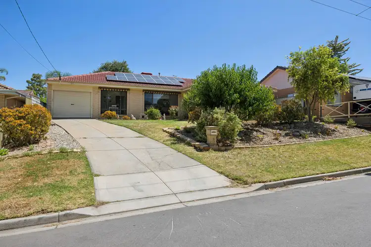 2 Mandalay Drive, Happy Valley SA 5159