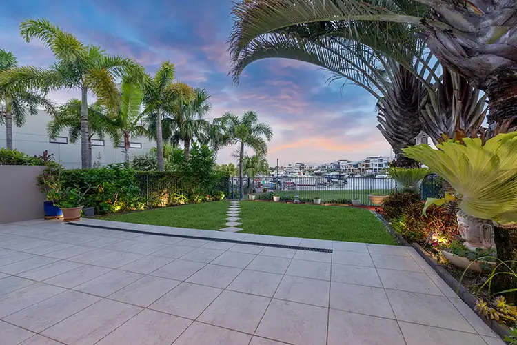 4 Brindabella Close, Coomera Waters QLD 4209