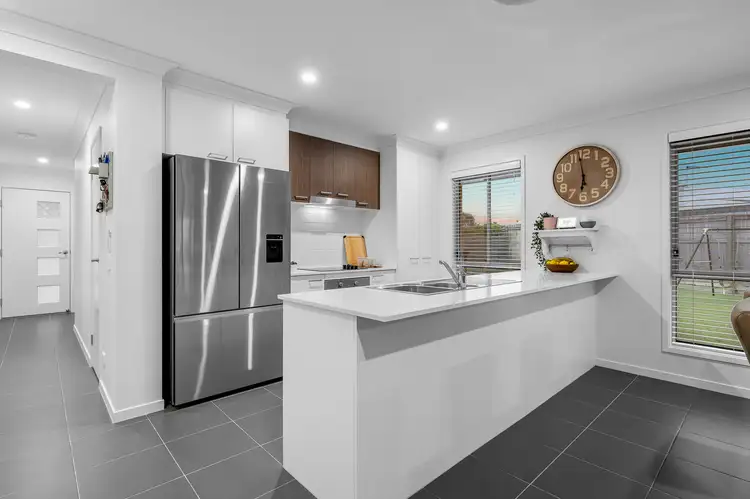 Second view of Homely house listing, 9 Seabright Circuit, Jacobs Well QLD 4208