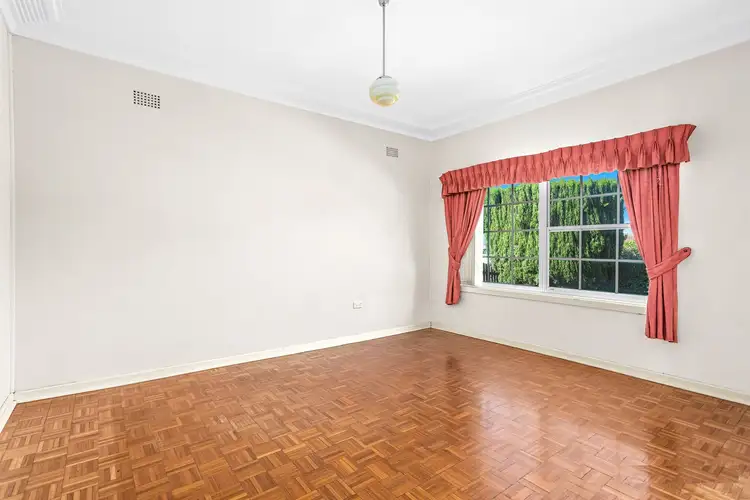 Third view of Homely house listing, 8 Trevor Avenue, Lake Heights NSW 2502