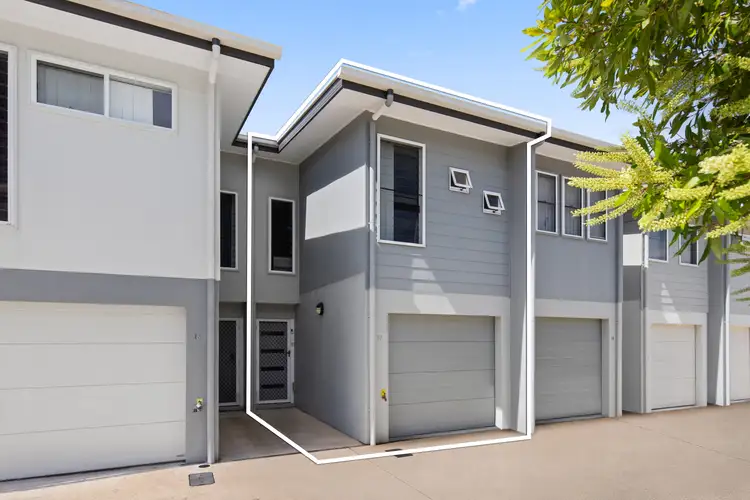 28-36 Oakey Flat Road