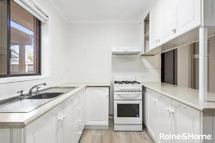 Main view of Homely unit listing, 1/11 Edgecombe Street, Kyneton VIC 3444