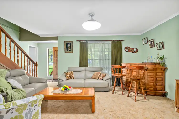 109 Meadowlands Road