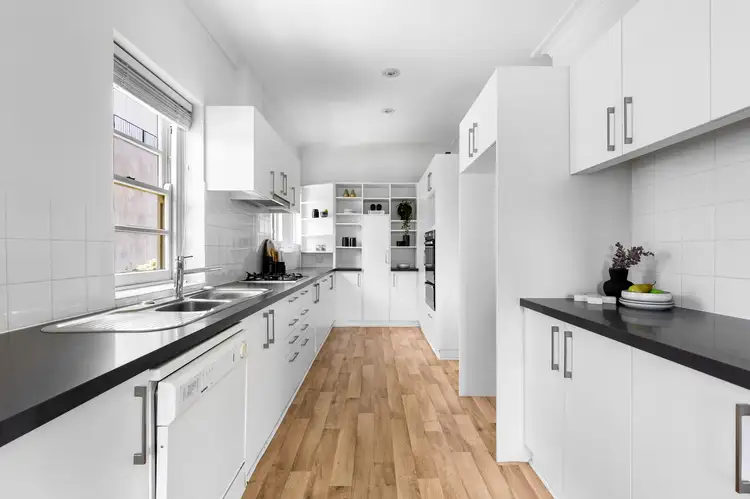 Sixth view of Homely apartment listing, 6/22 Powlett Street, East Melbourne VIC 3002