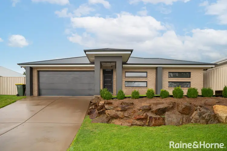 91 Barmedman Avenue, Gobbagombalin NSW 2650