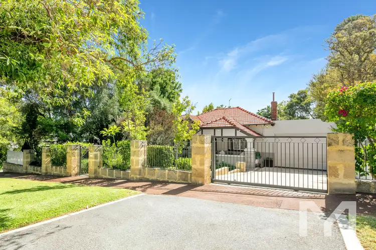 27 Dalgety Street, East Fremantle WA 6158