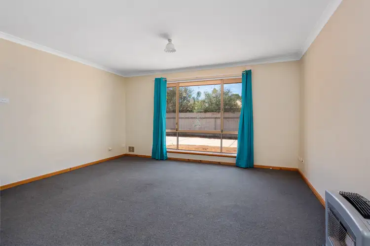 Fifth view of Homely unit listing, 1/15 Joyce Drive, Boulder WA 6432