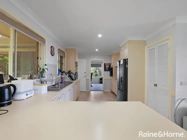 Fifth view of Homely house listing, 2 Kurumben Place, West Bathurst NSW 2795