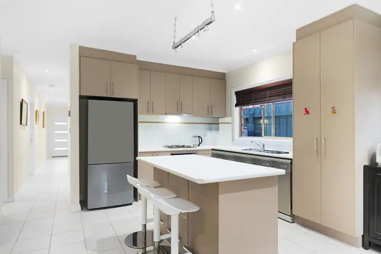 Fifth view of Homely house listing, 2|8 Protea Court, Hoppers Crossing VIC 3029