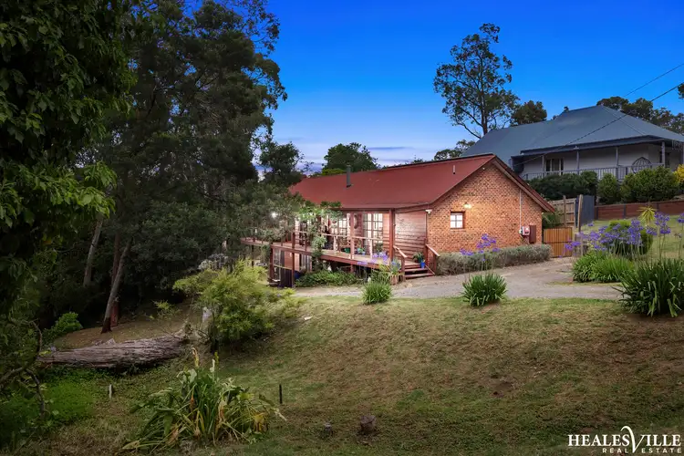 4 Eleva Road, Healesville VIC 3777