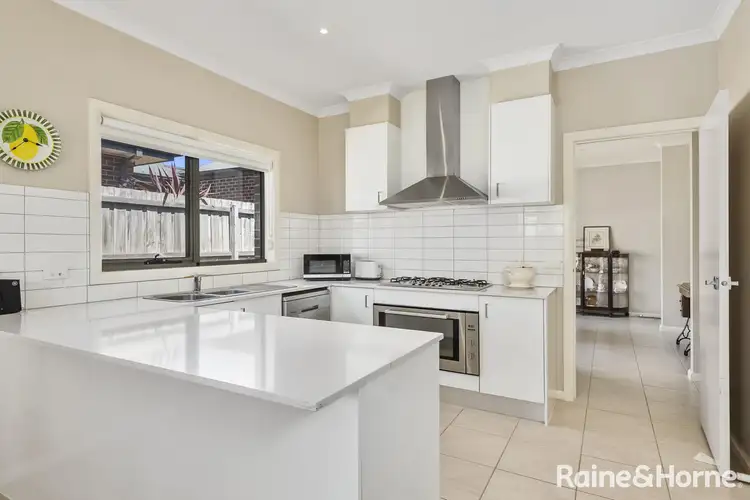 Sixth view of Homely unit listing, Unit 6/33 Calthorpe Street, Gisborne VIC 3437