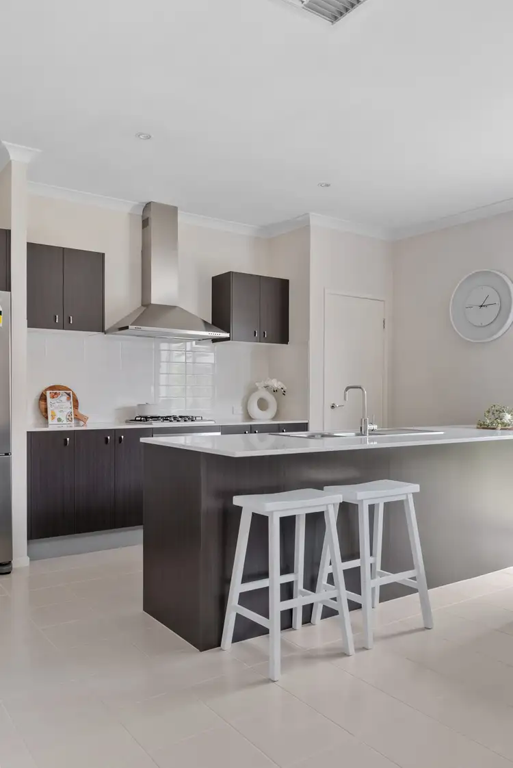 Third view of Homely house listing, 5 Grandstand Way, Wollert VIC 3750