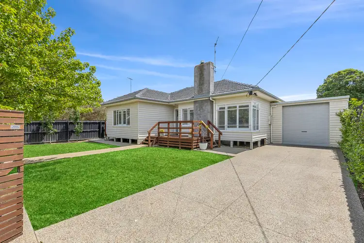 5 Longview Avenue