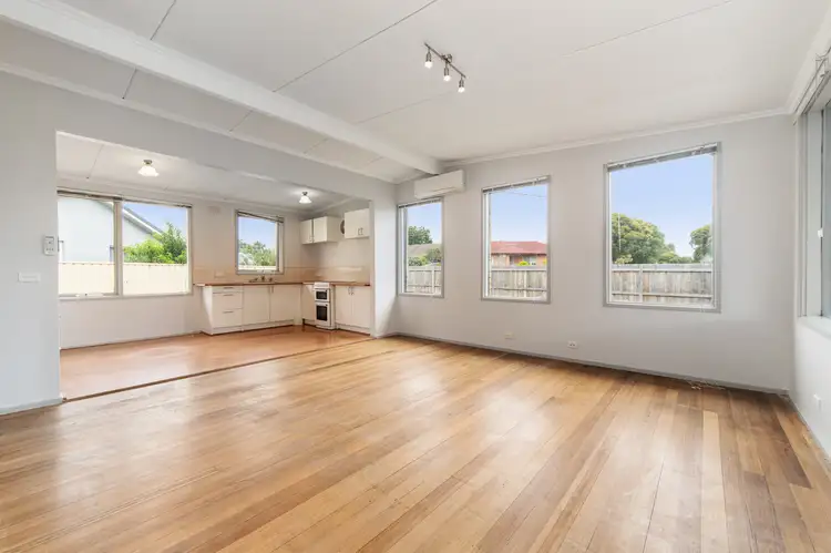 Second view of Homely house listing, 29 Excelsior Drive, Frankston North VIC 3200