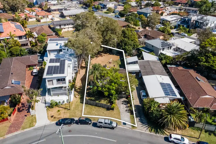 452 Cypress Terrace North, Palm Beach QLD 4221