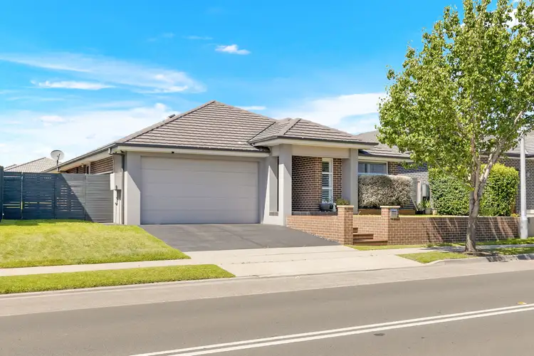 110 Bradley Street, Glenmore Park NSW 2745