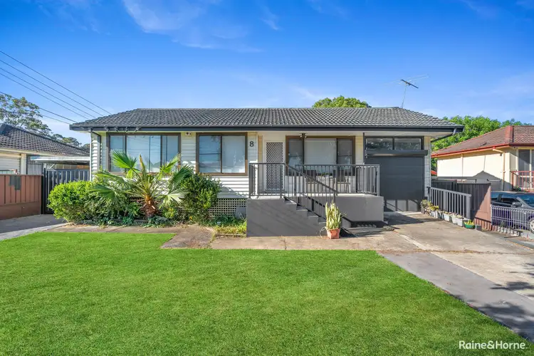 8 Canara Place, Smithfield NSW 2164