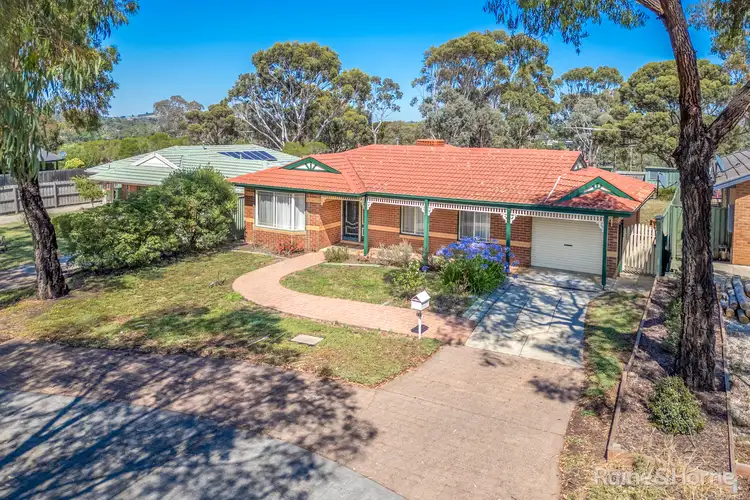 11 Oakmont Court, Sunbury VIC 3429