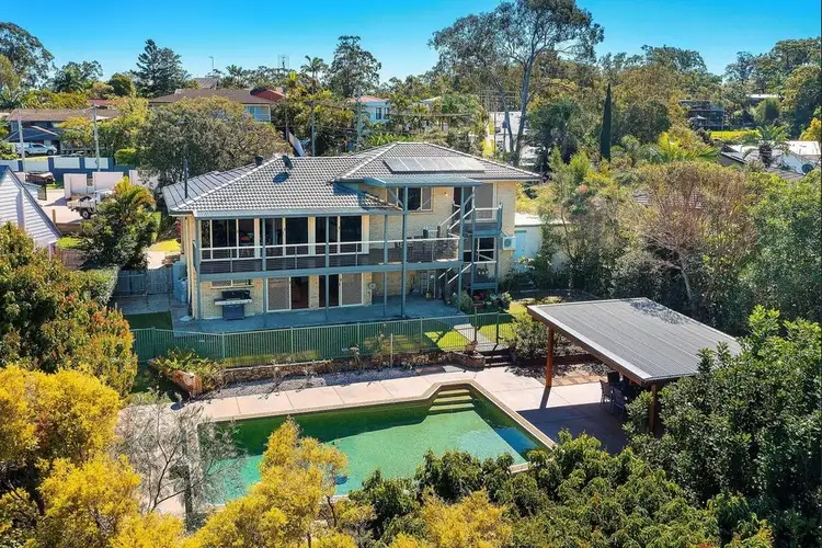 23 Tambourah Drive, Benowa QLD 4217