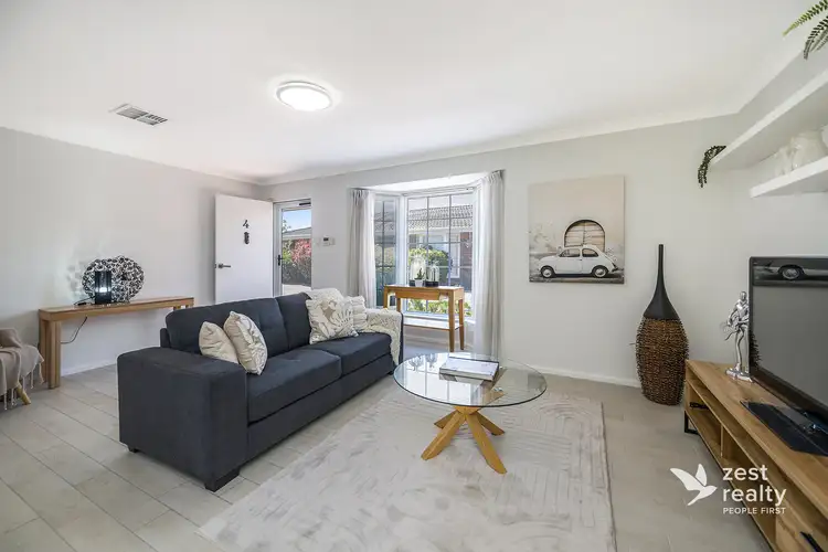 2 Wheatley Drive
